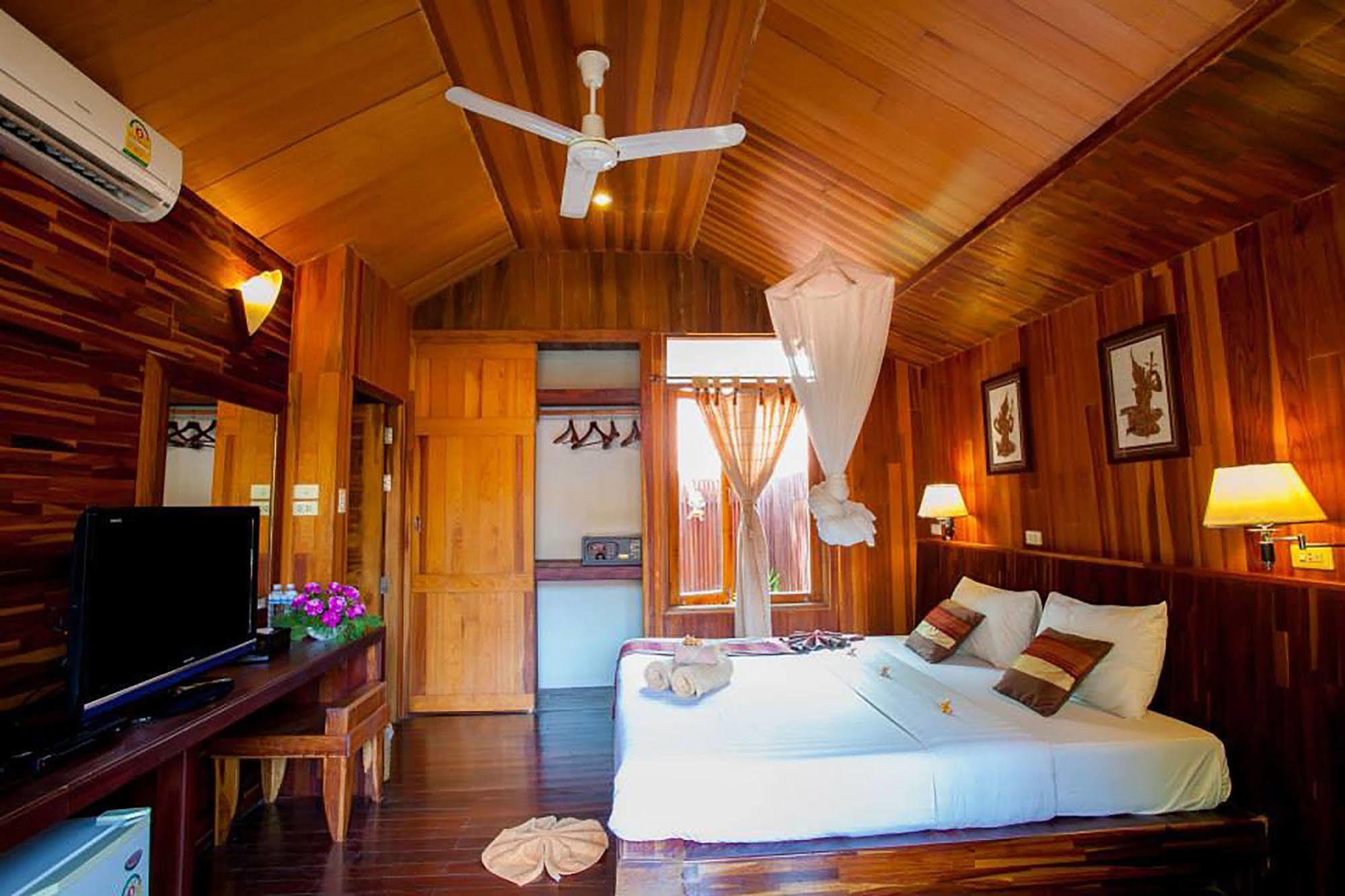 Bundhaya Koh Lipe