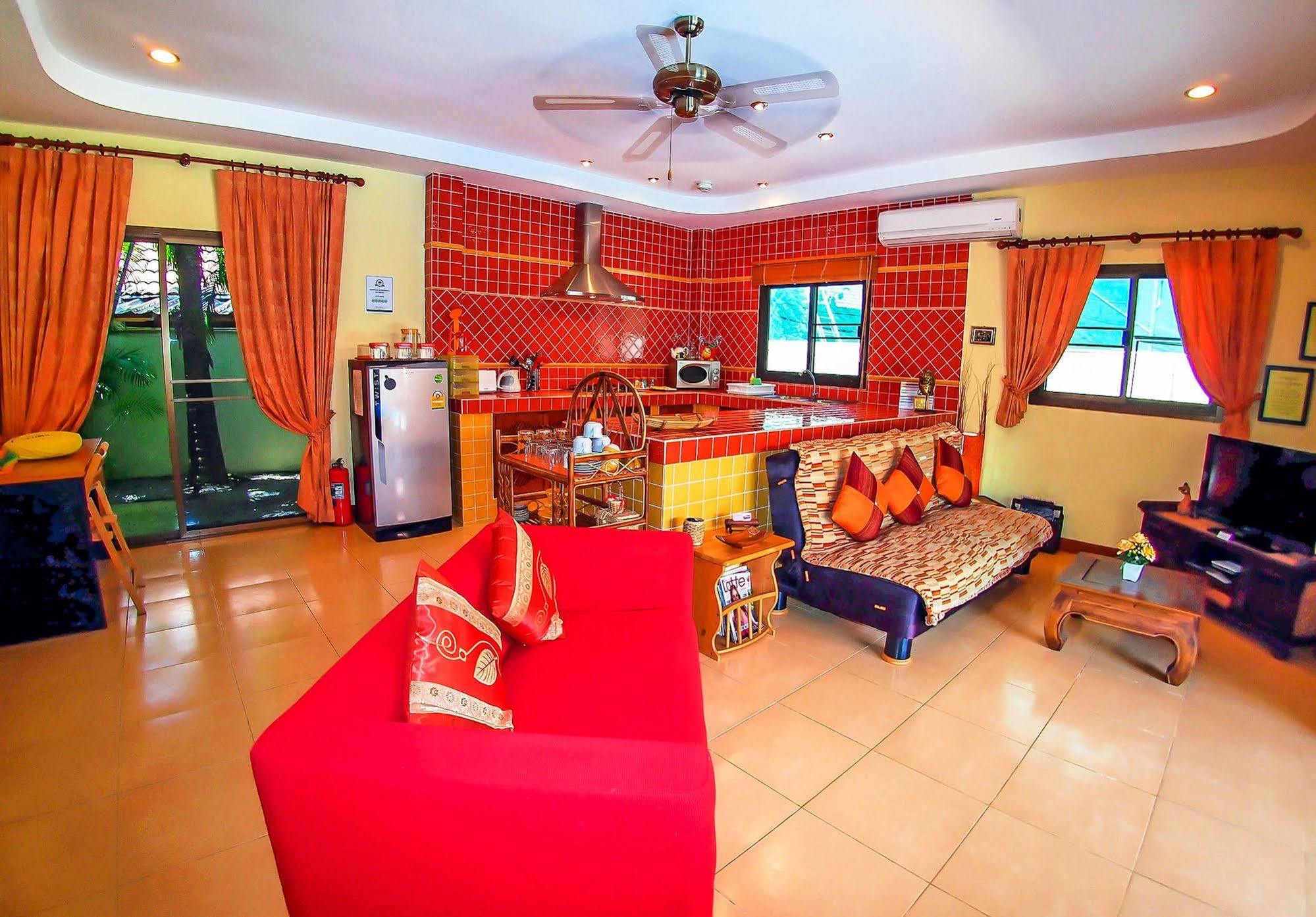 Coconut Paradise Villa *