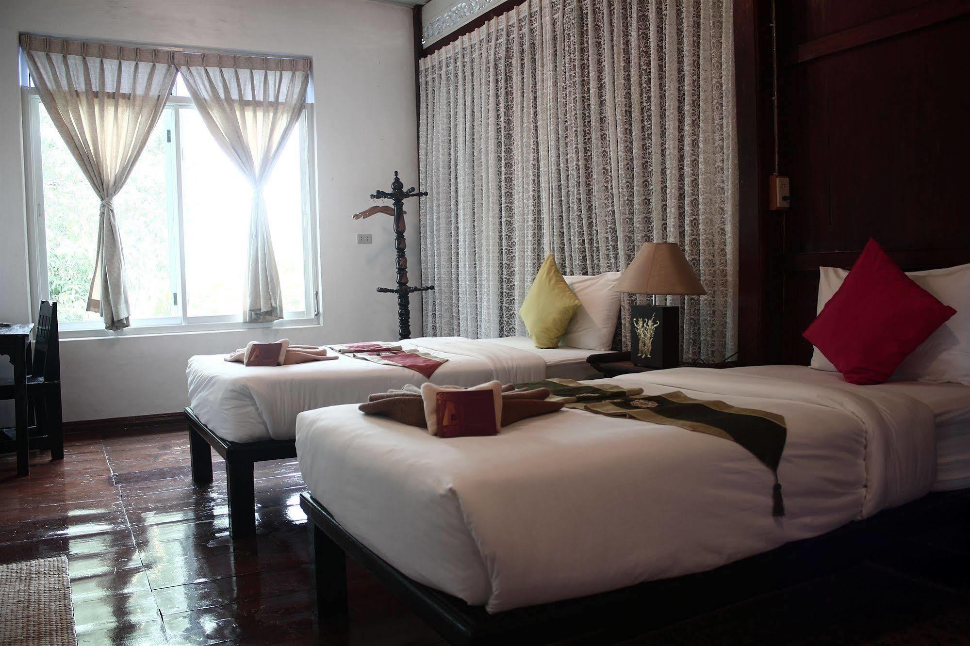 Hotel The Legend Maeklong