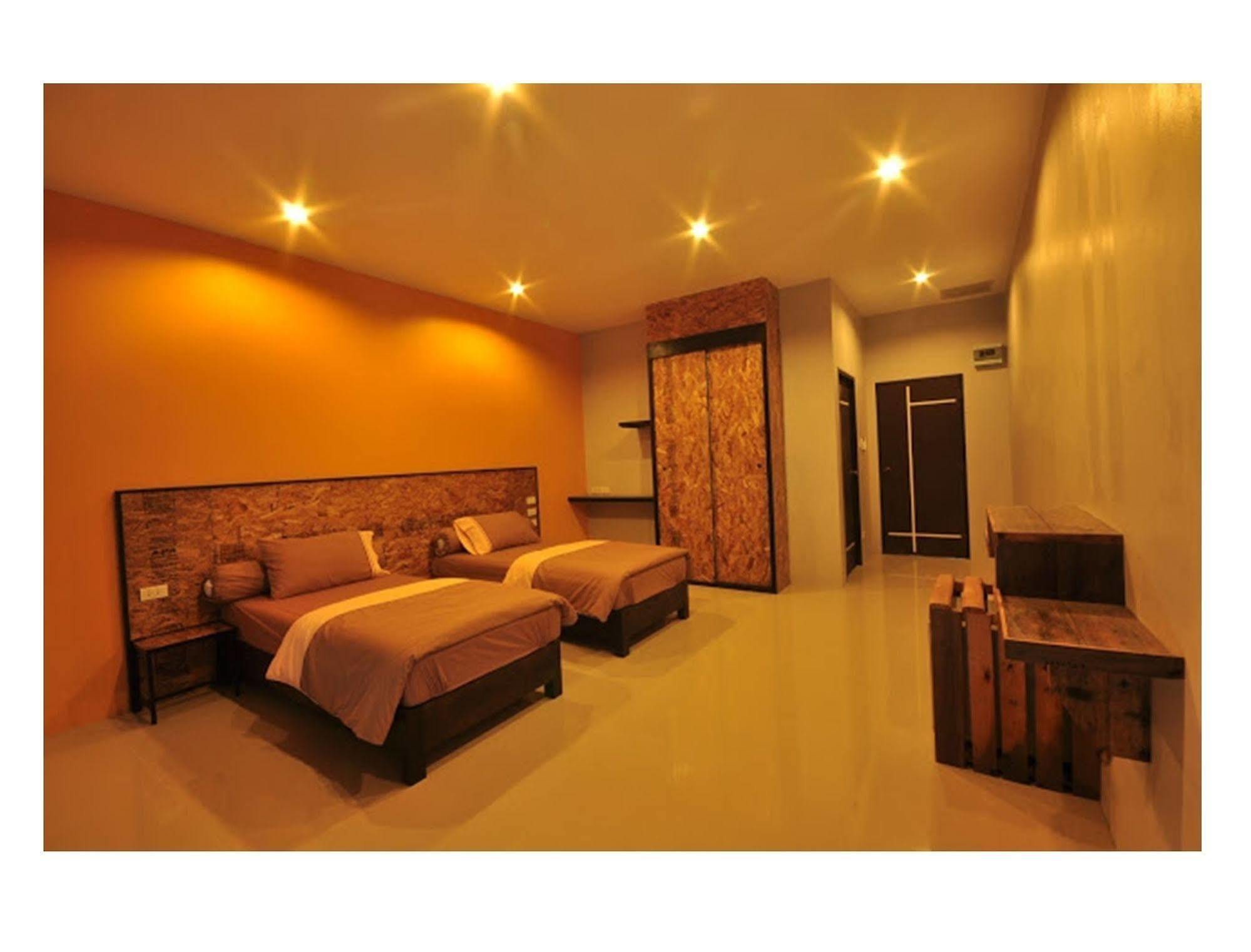 The Bedroom Resort 3*