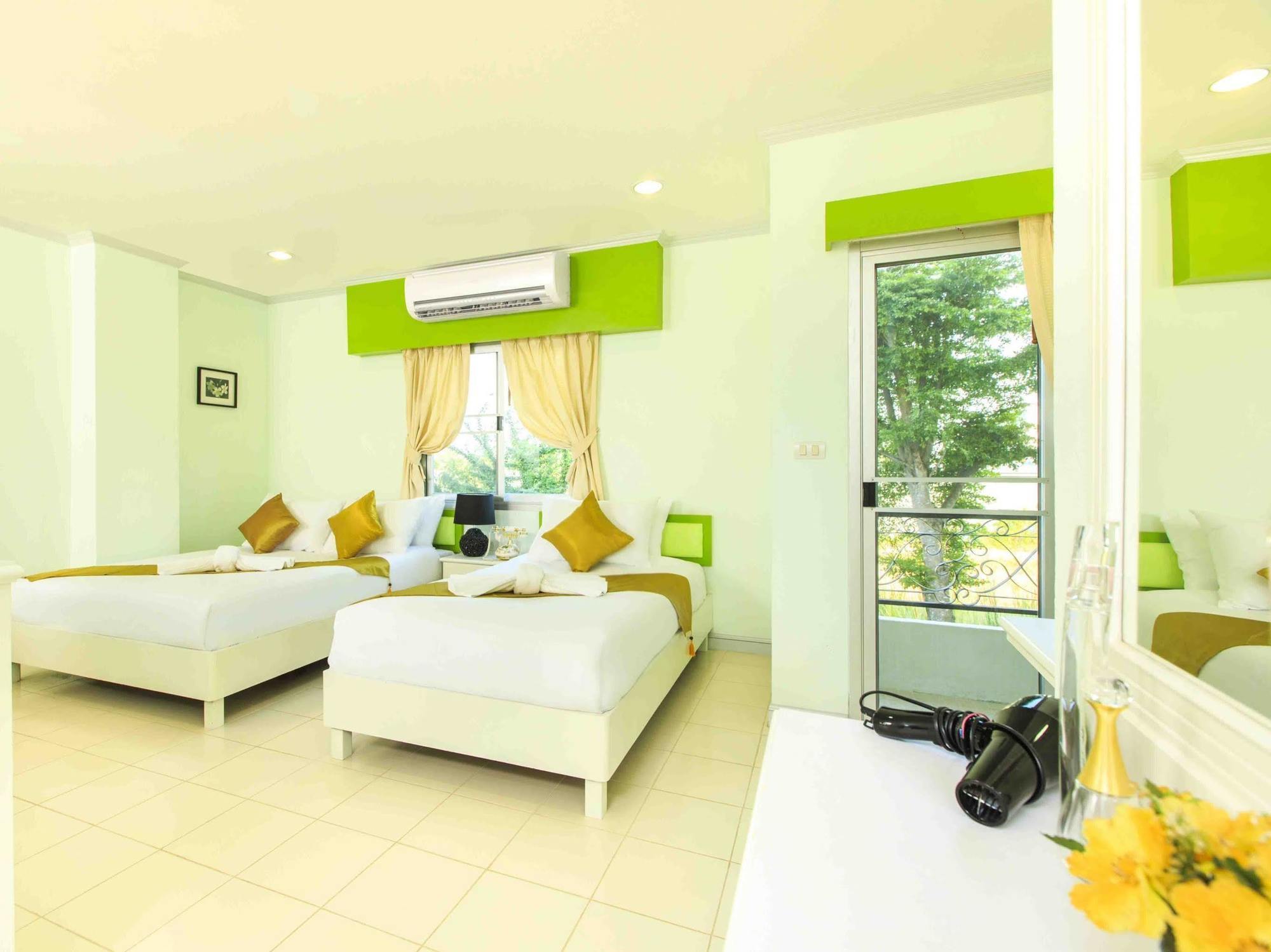 The Grand Paradise 3* Bangkok