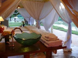 Buri Tara & Hotel