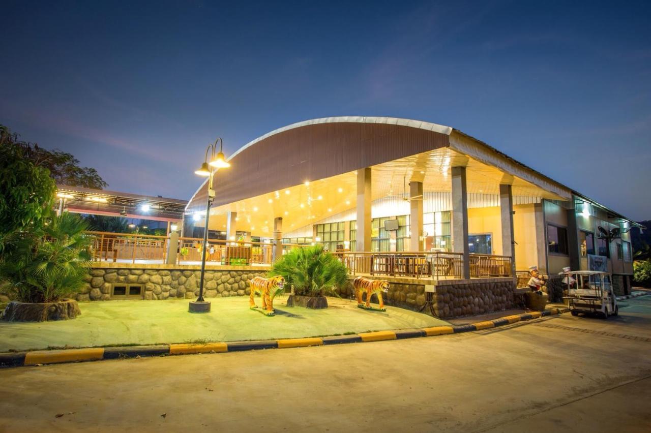 Grandsiri Khaoyai Resort
