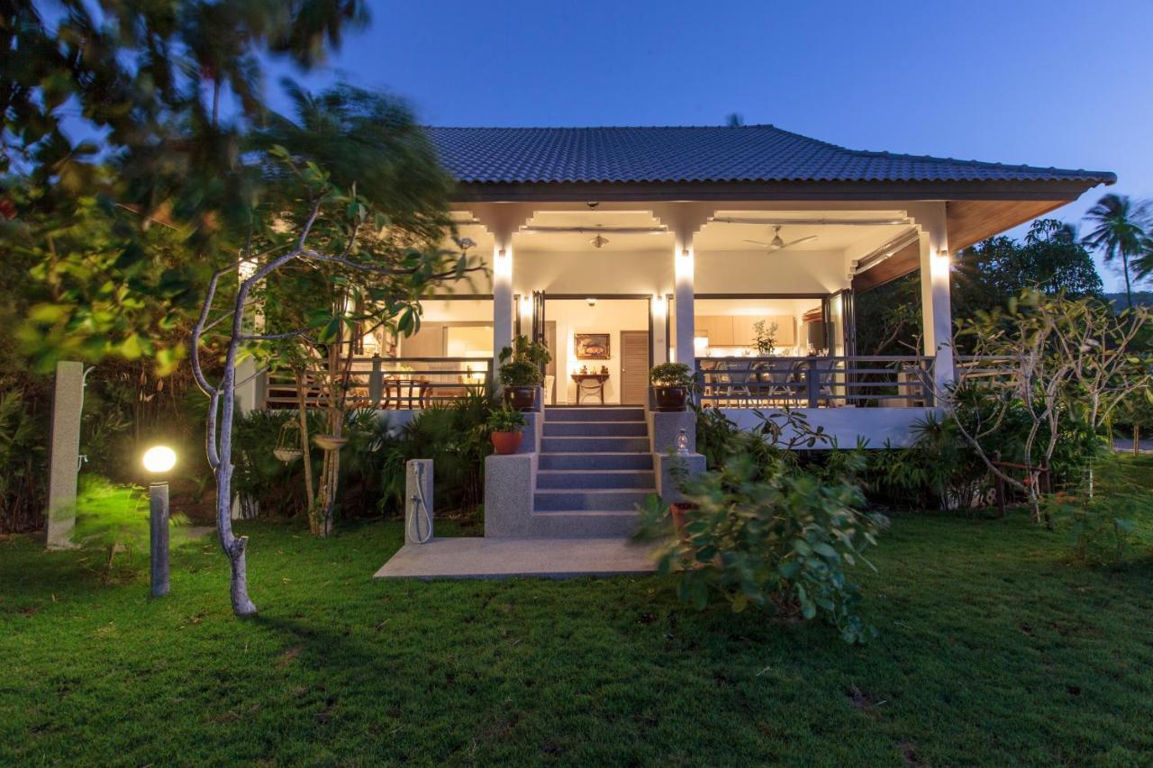 Tradewinds Beach House Villa