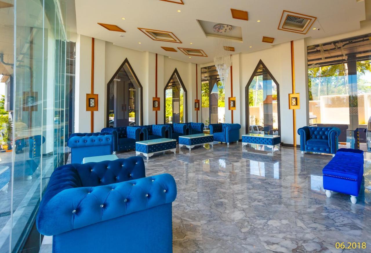 The Aristo By Holy Cow, Studio, Mountain View Apartment Surin Beach (Phuket)