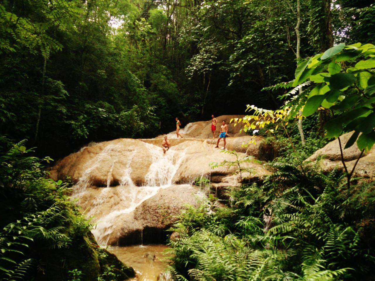 Huan Resort 3*