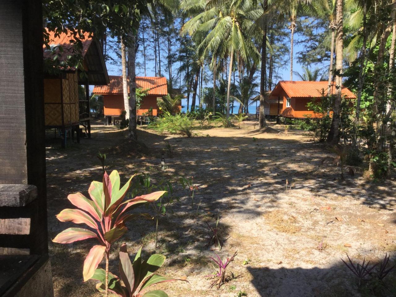 Resort Aow Yai Bungalows