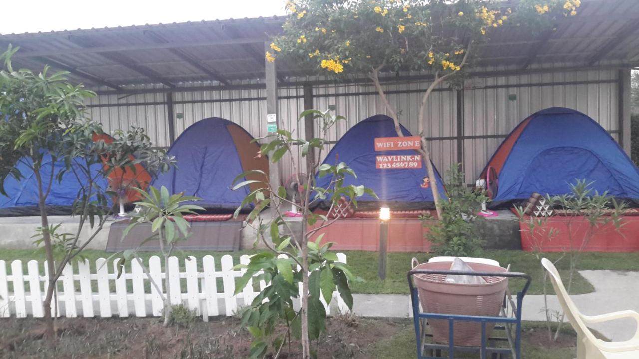 Resort Sports Bar & Pakchong