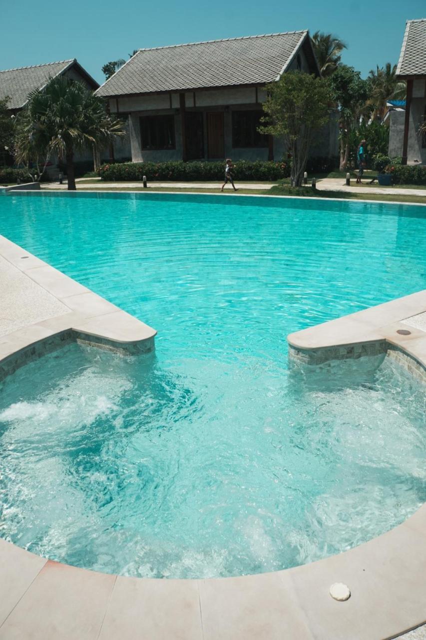 Na Vela Village 3*