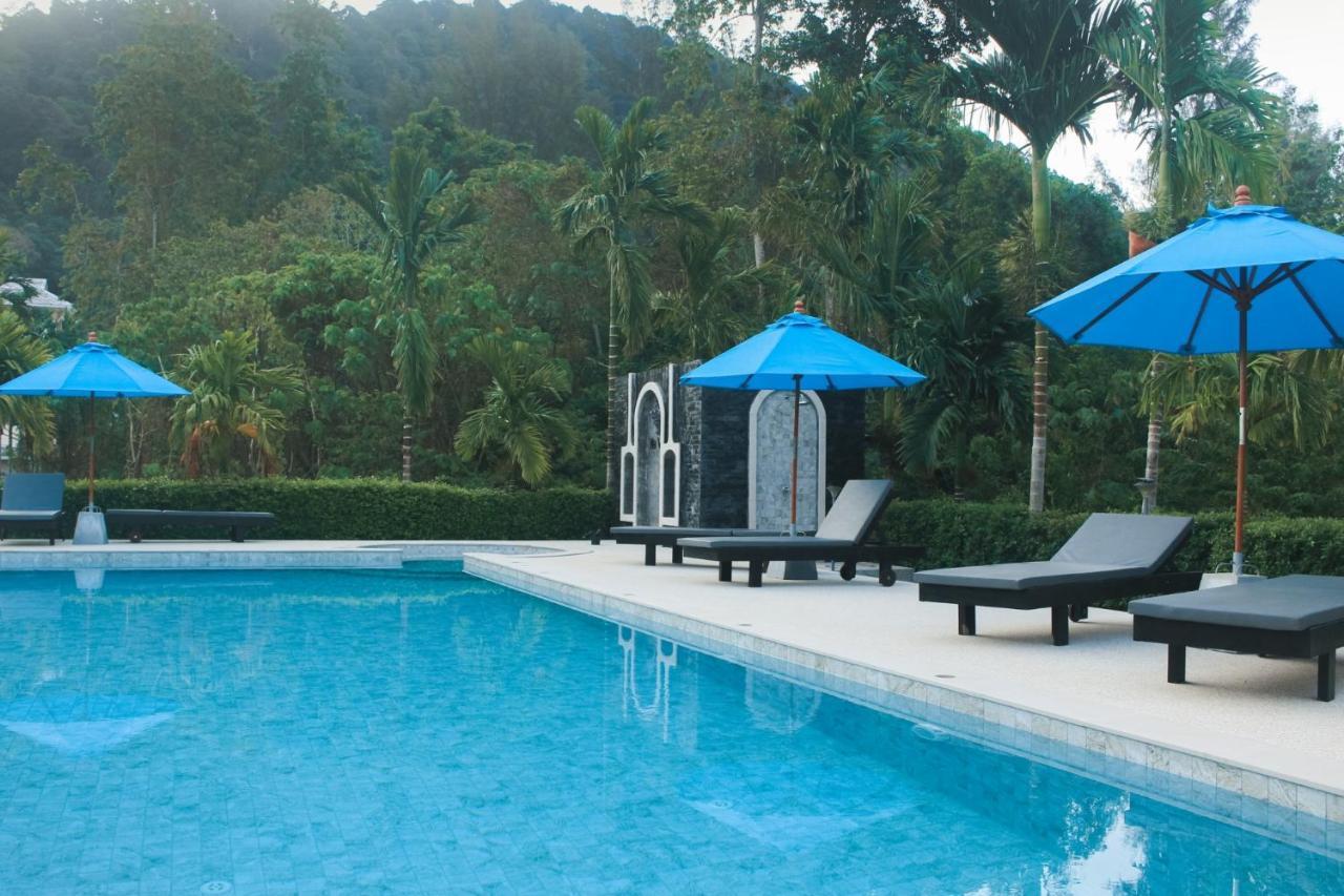 Na Vela Village Resort