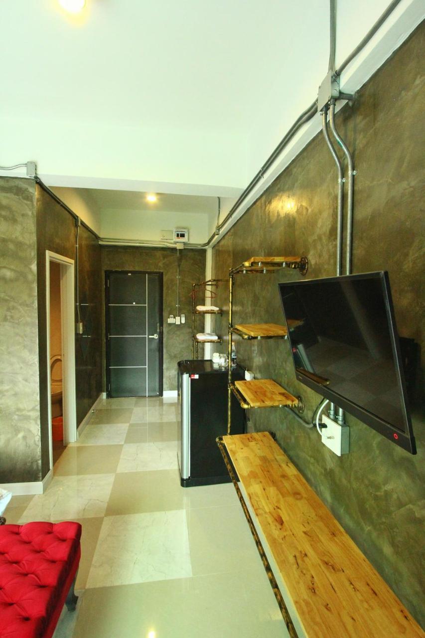 Hotel Bansuandokmai Kabin Buri