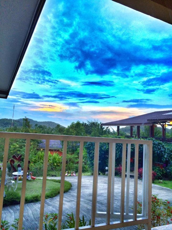 Baan Suan Rojjana Resort