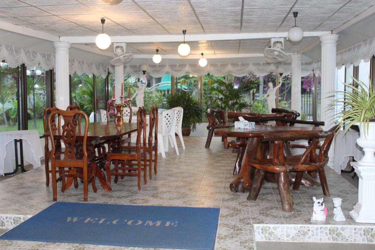 Resort White Elephant 3*