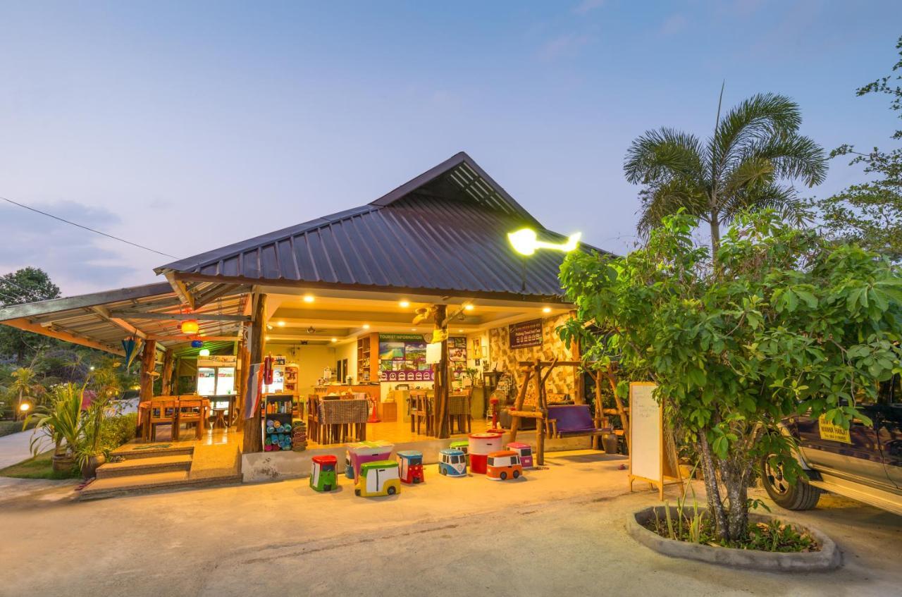 Pinthong Aonang * Ao Nang
