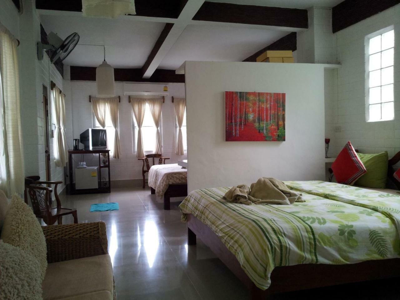 Banthorphan Resort 3*