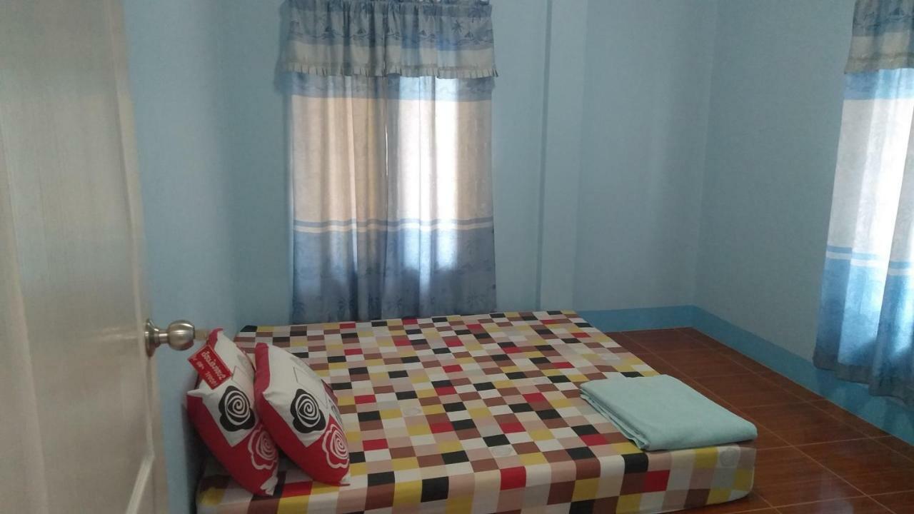 Holiday home บ้านพักน้องจ็อบ Baanphakrimlay