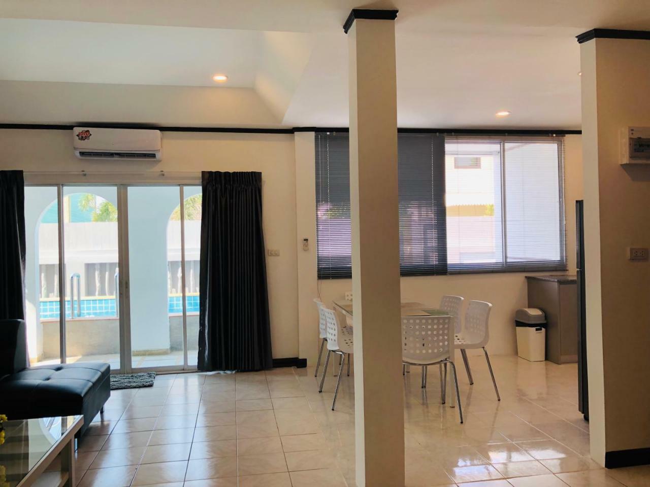 Villa Party 4 Bedroom