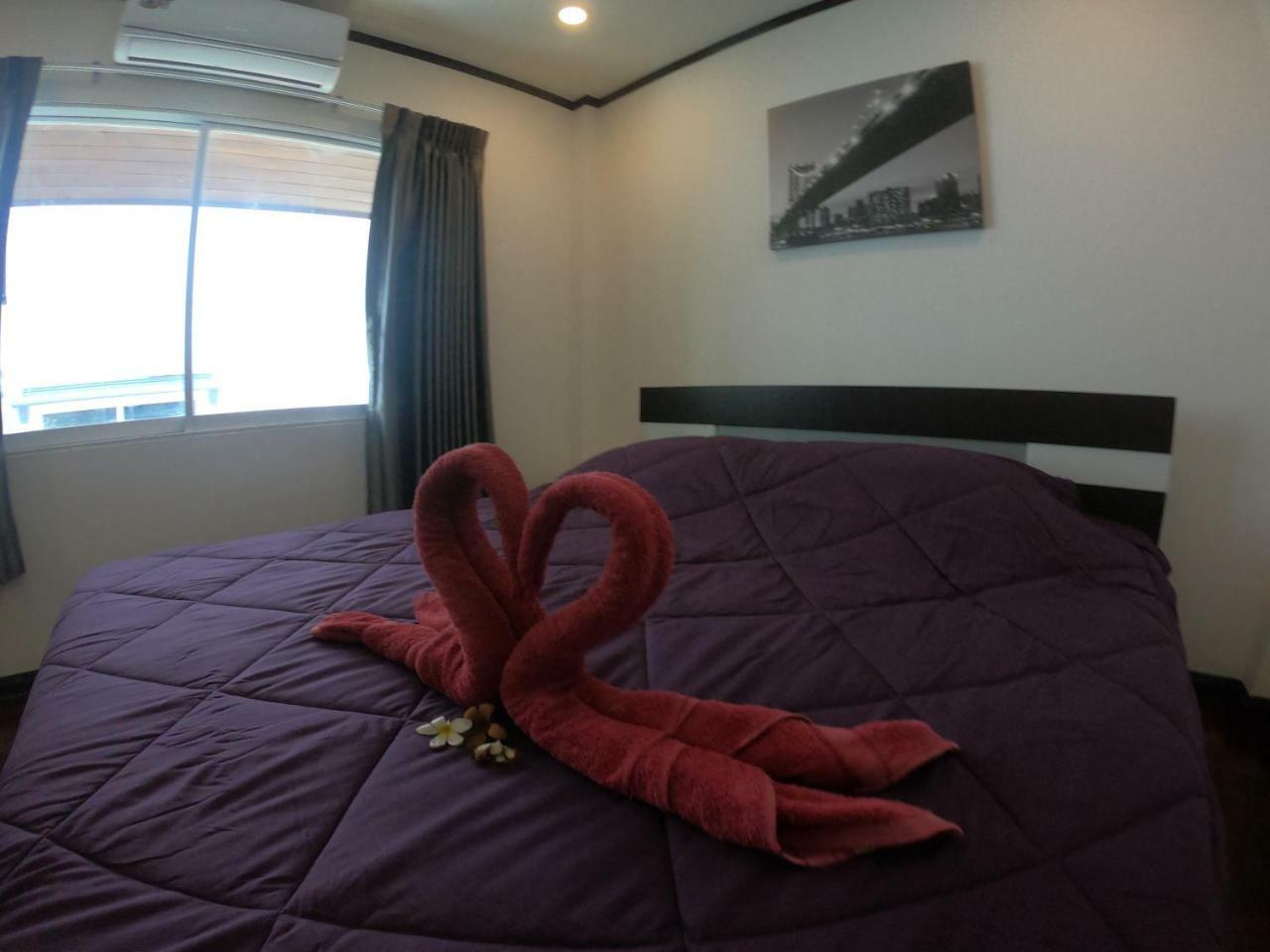 Party 4 Bedroom Villa