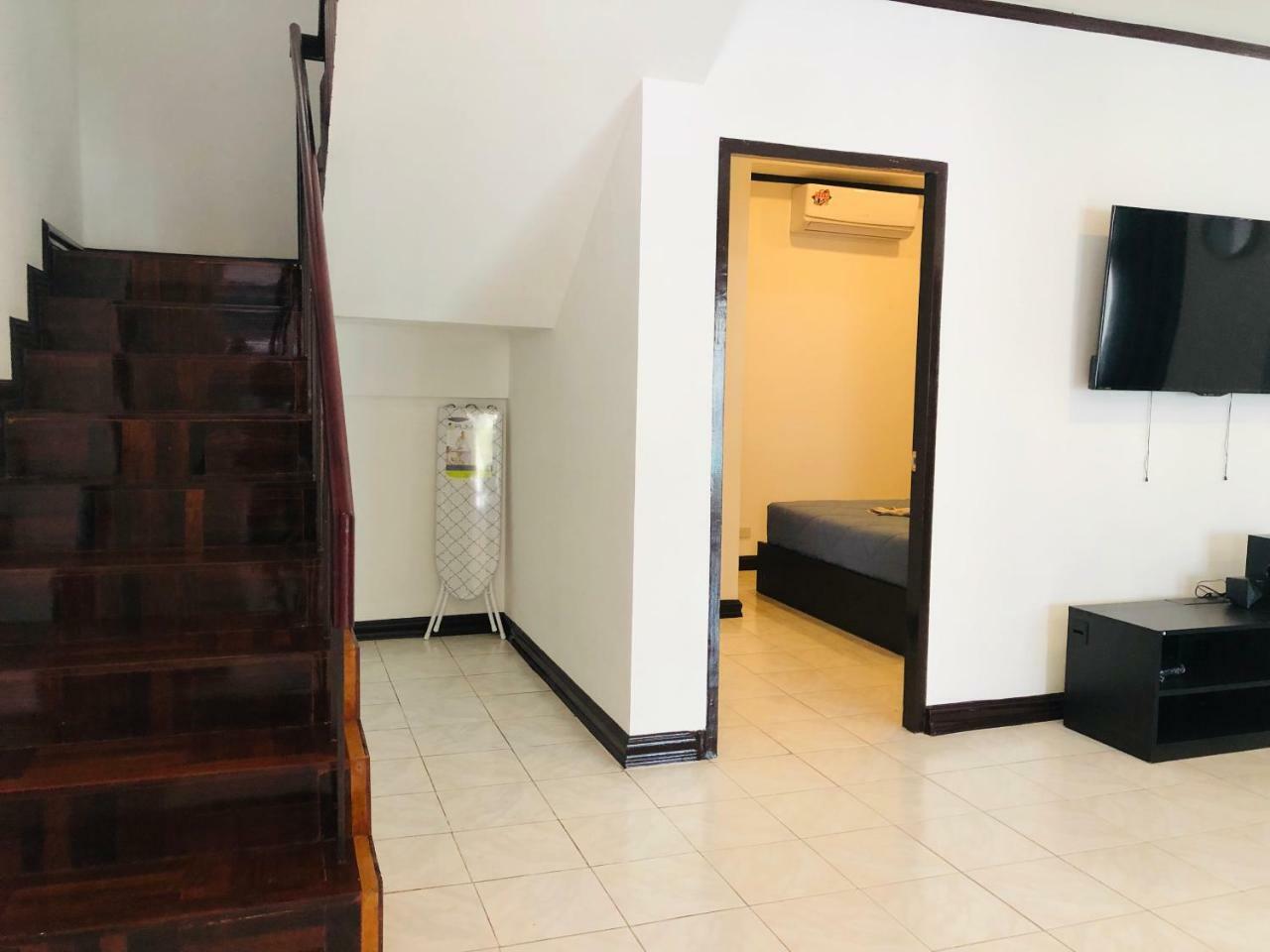 Party 4 Bedroom Villa Jomtien Beach