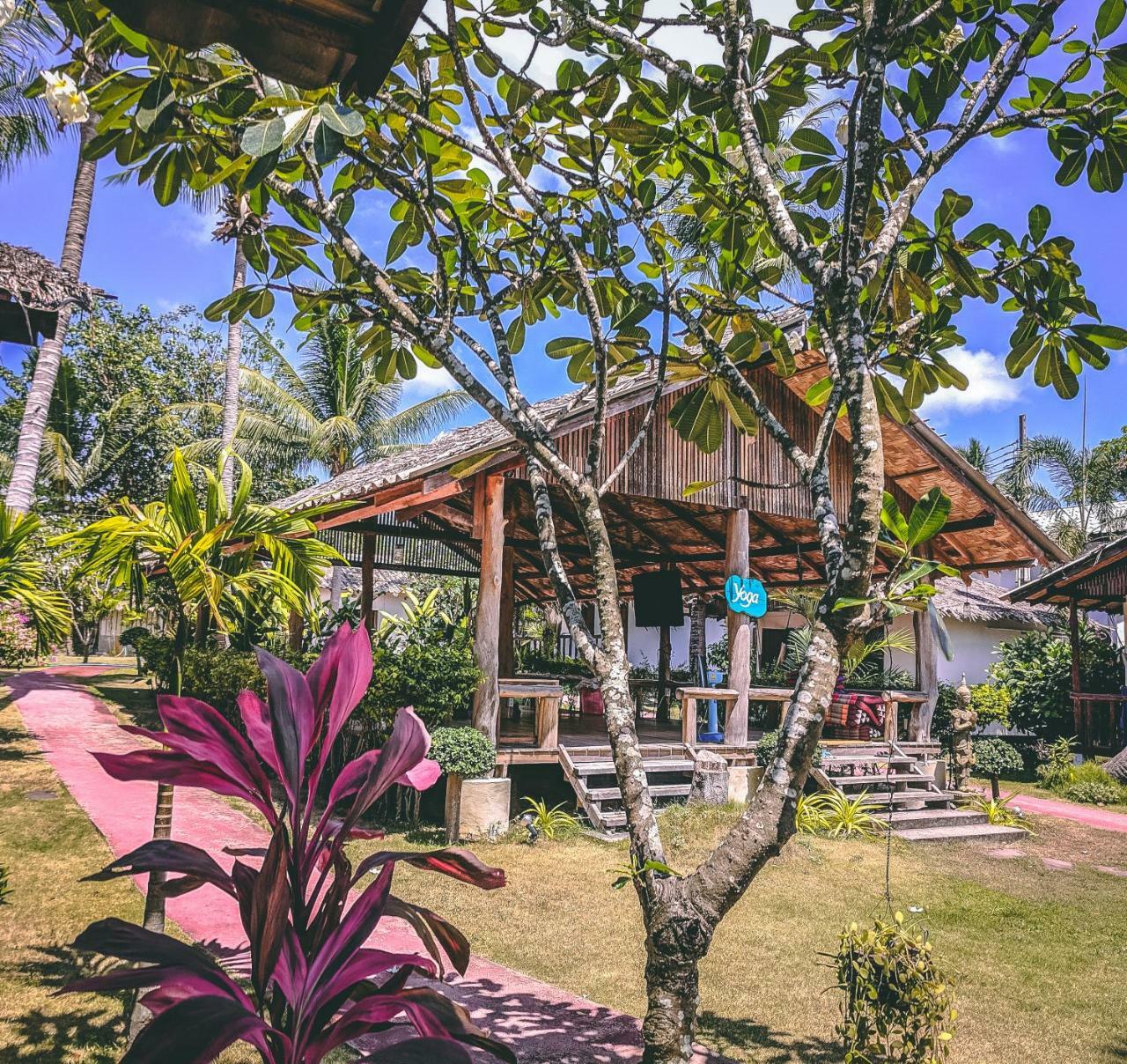 Resort Sarana 2*