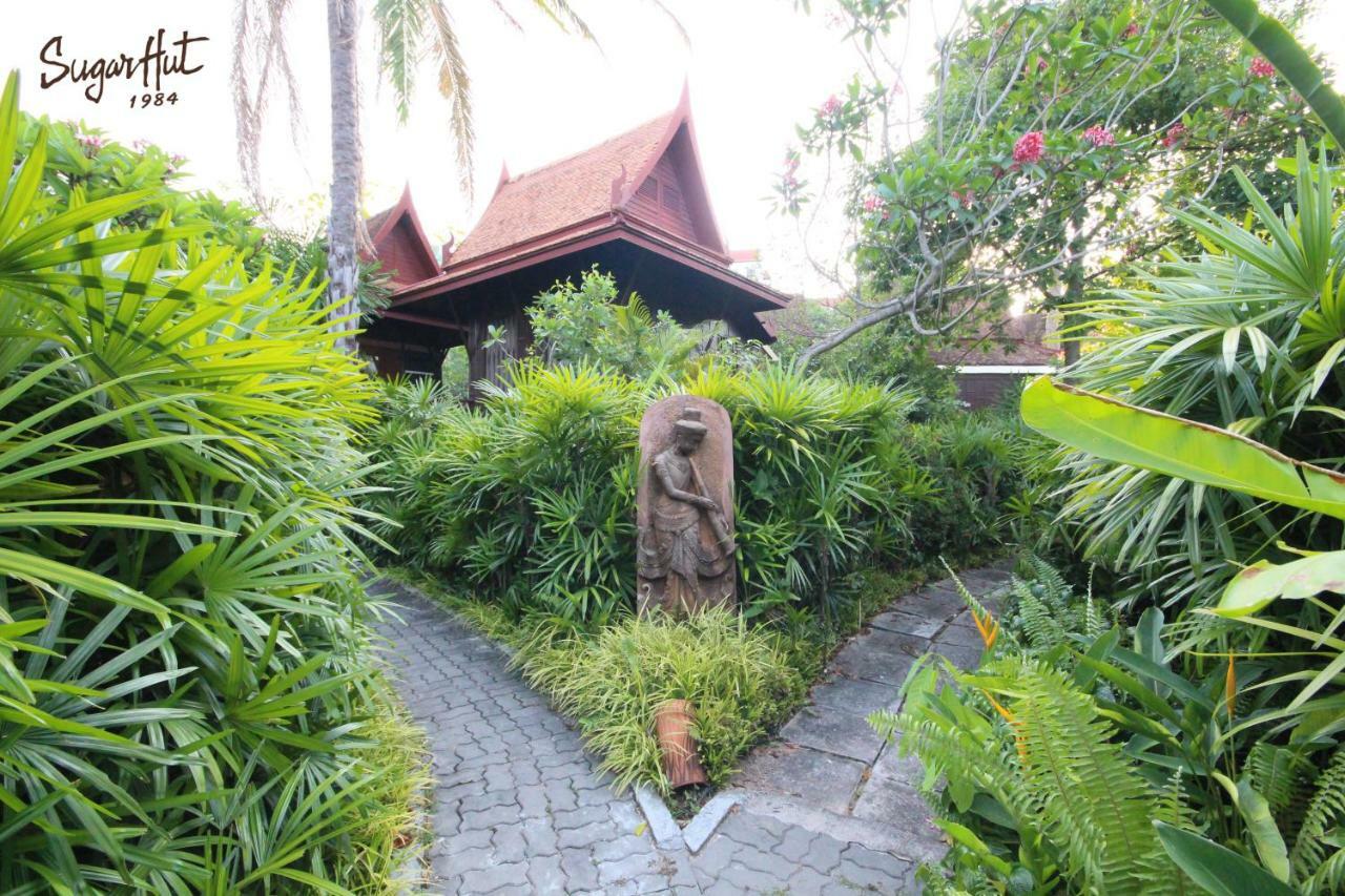 Sugar Hut & Restaurant Resort Pattaya
