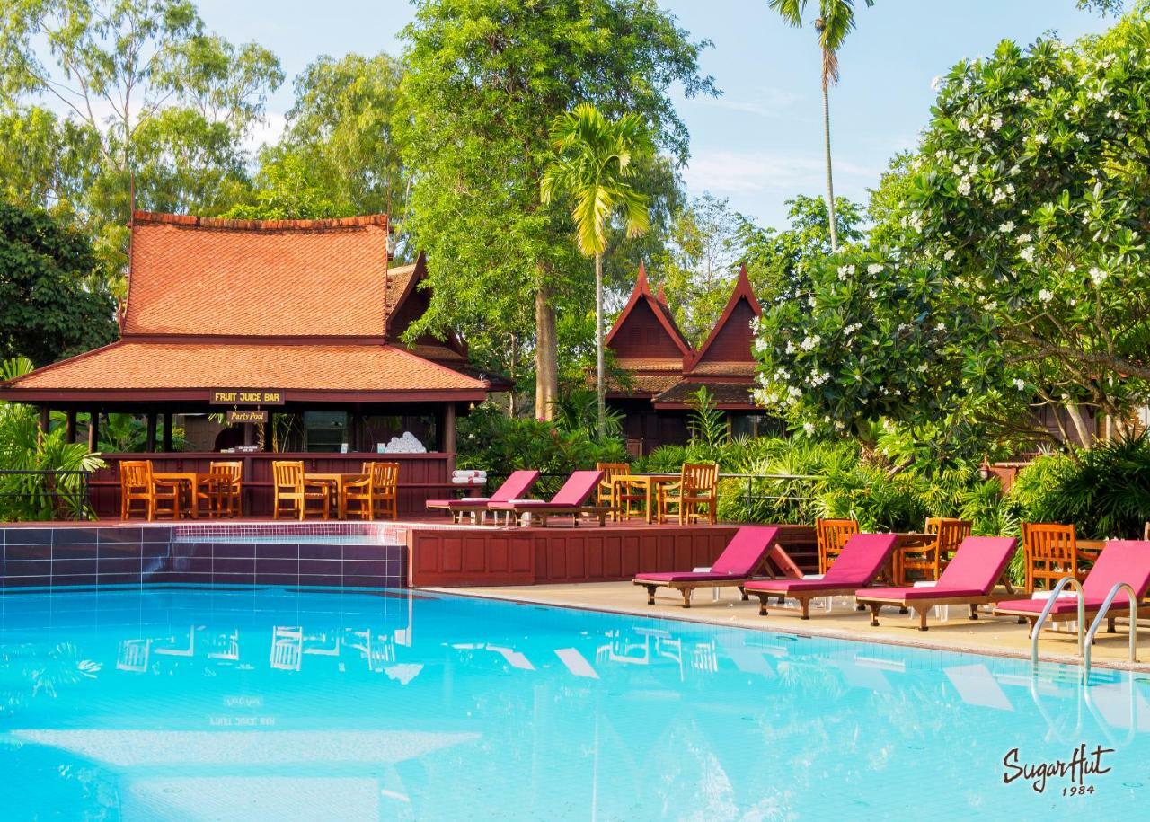 Resort Sugar Hut & Restaurant