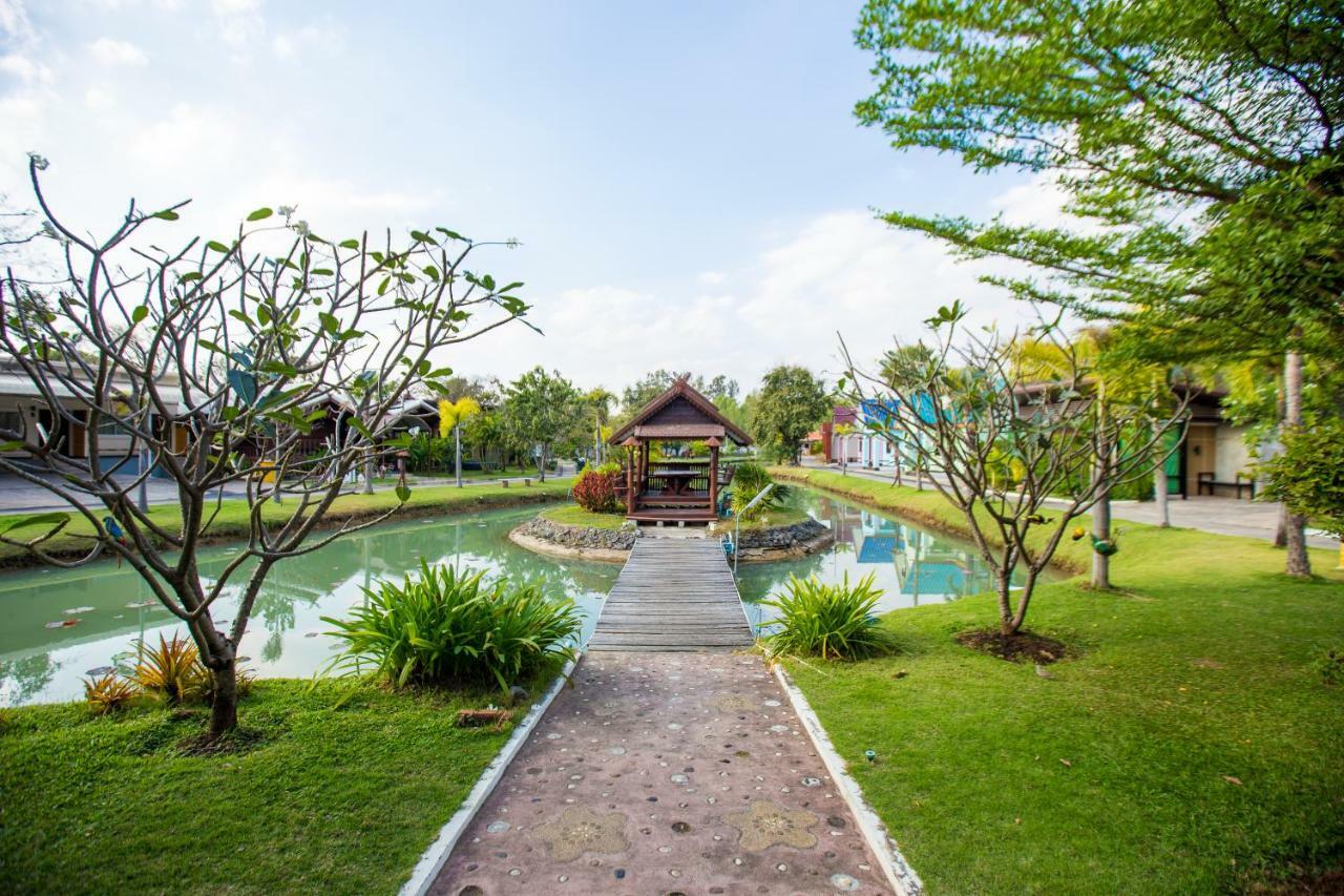 Jintana Resort 3*