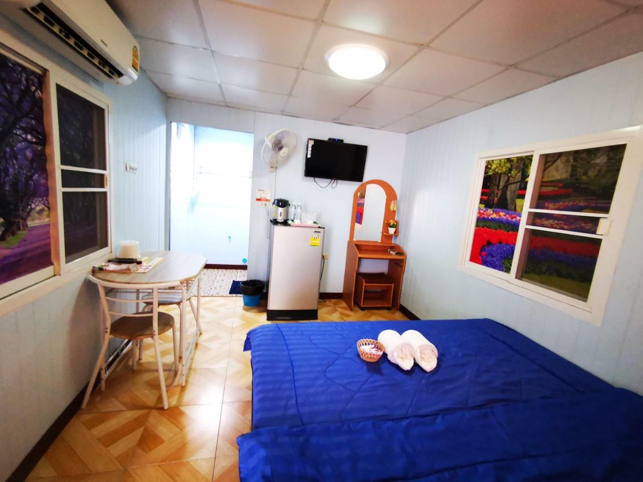 Hi Tech Guest house Kabin Buri