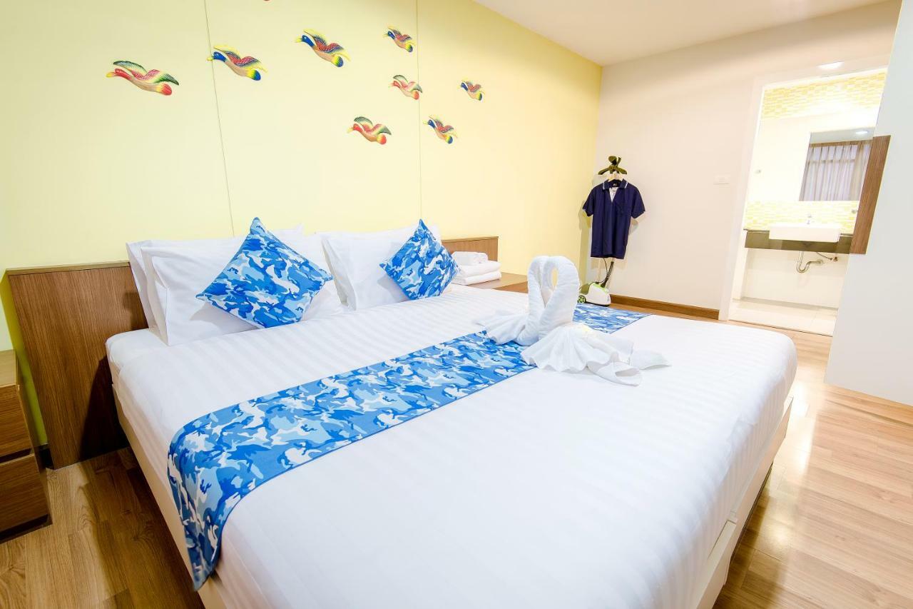 Ny And Hotel Bang Bo