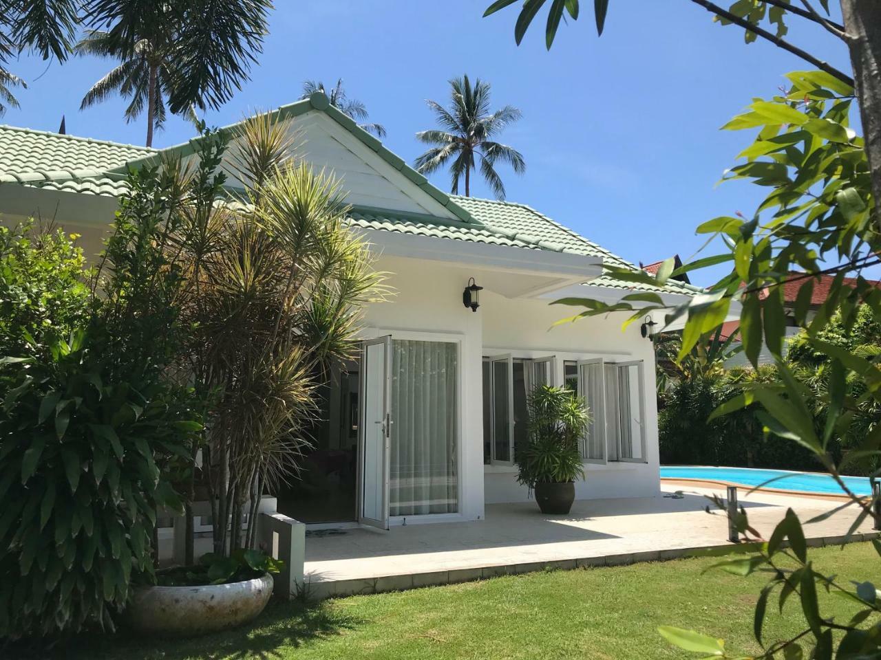 Villa White House Near The