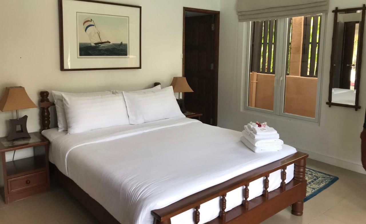 Villa White House Near The