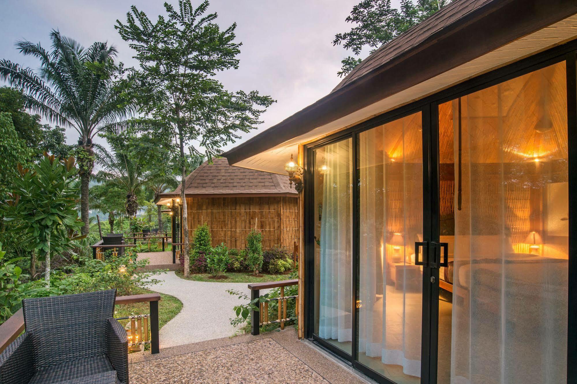 Resort Aonang Fiore 4*