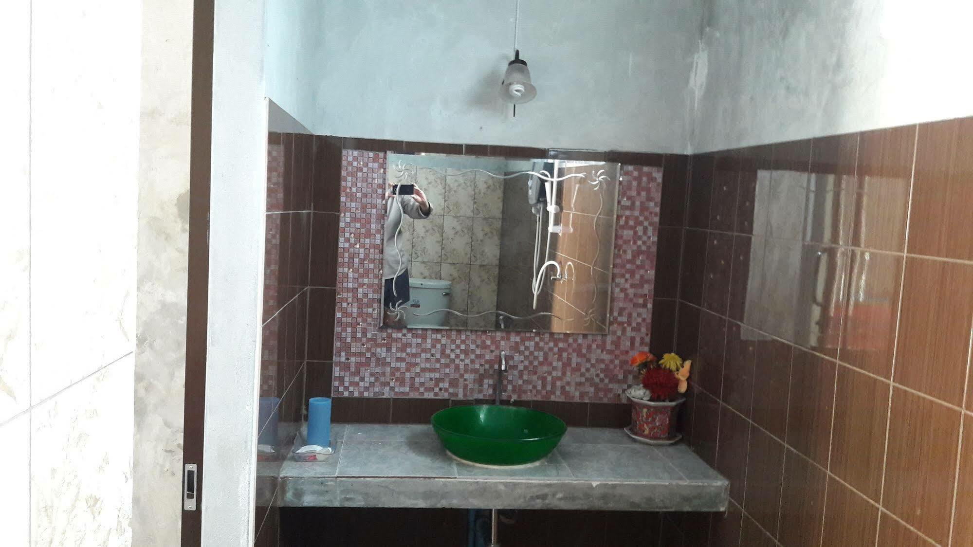 Sri Hotel 3*