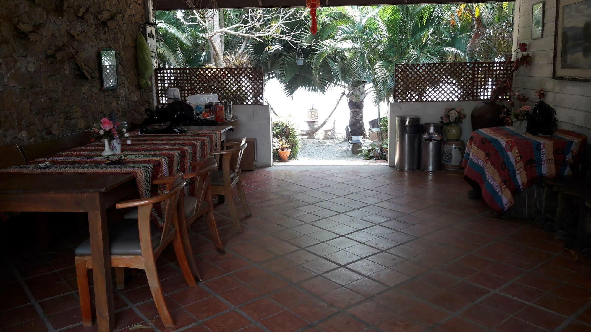 Sri Hotel 3*
