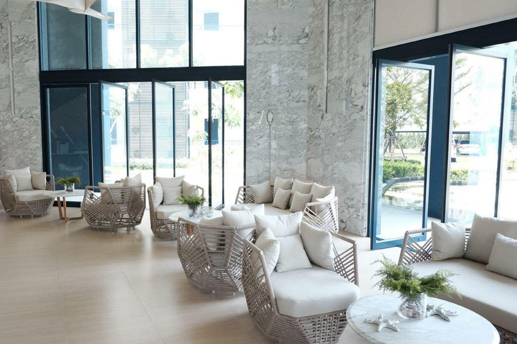 Hotel Baan Thew Talay Blue Sapphire