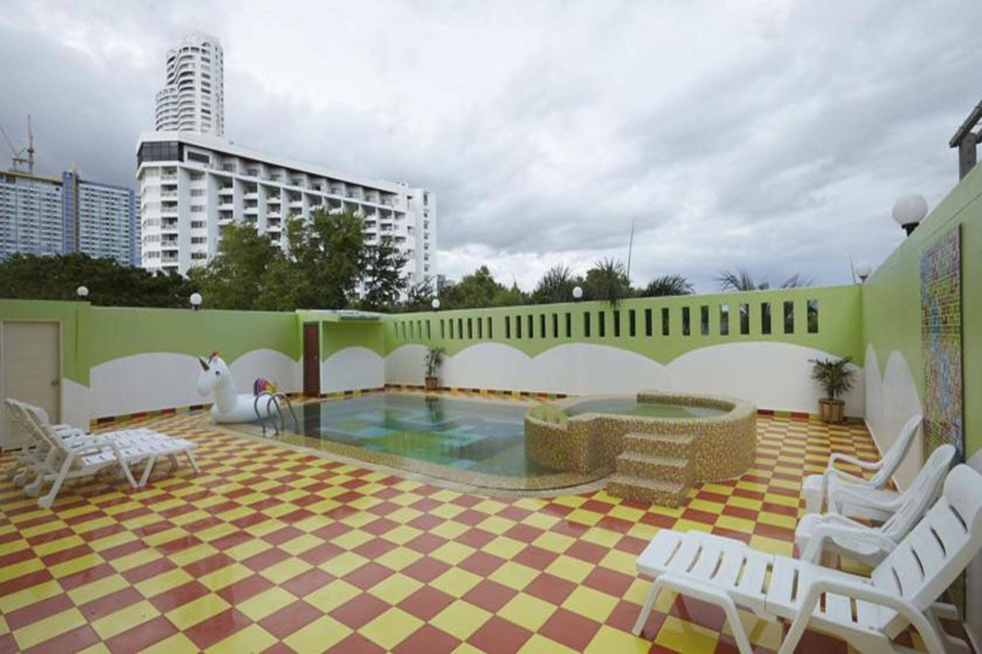 Hotel Kp Seaview Jomtien Pattaya