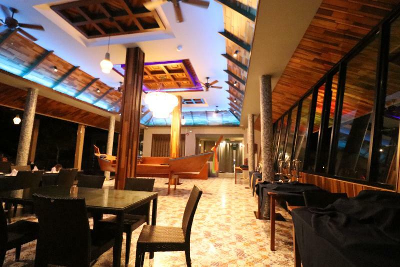 Resort The Scene Cliff View By Swiss-belhotel