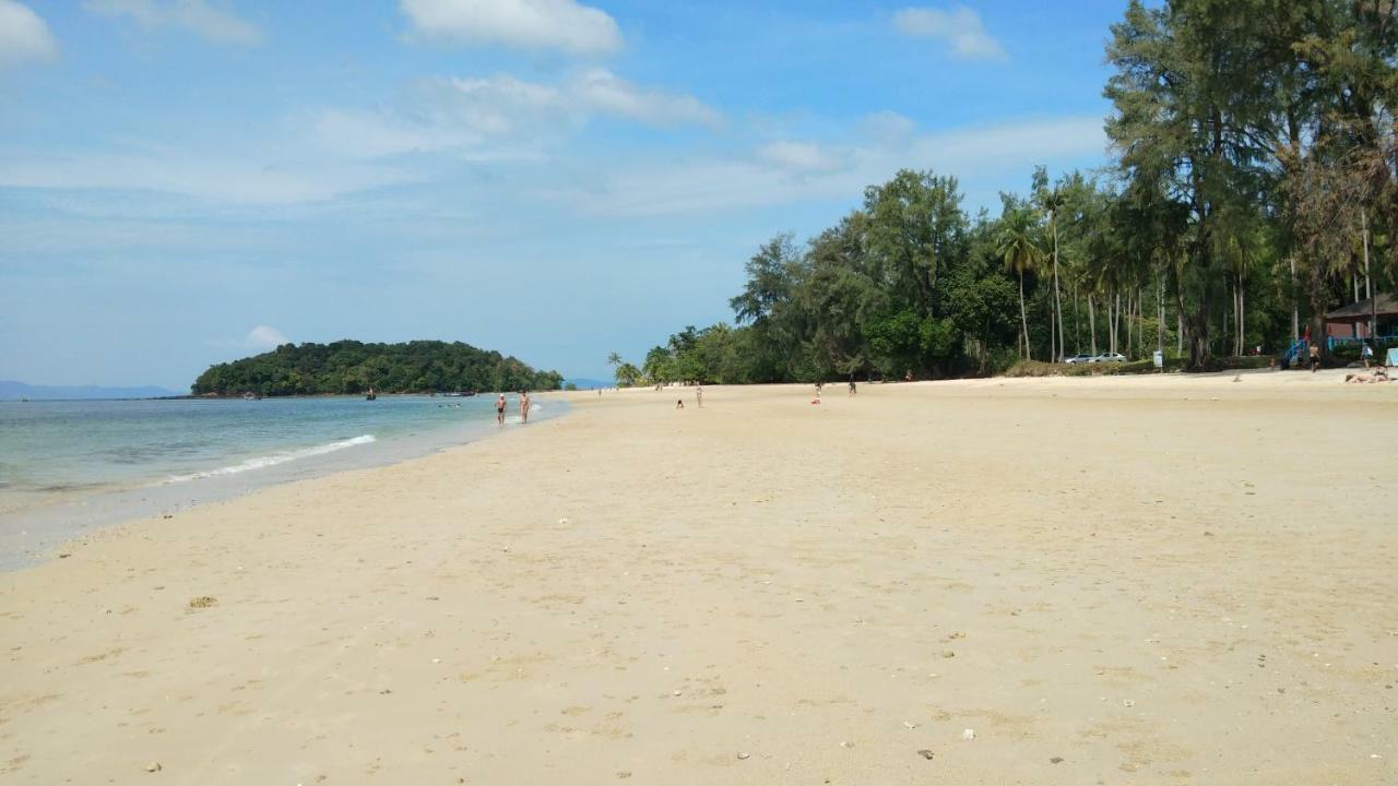 The At Klong Muang Beach