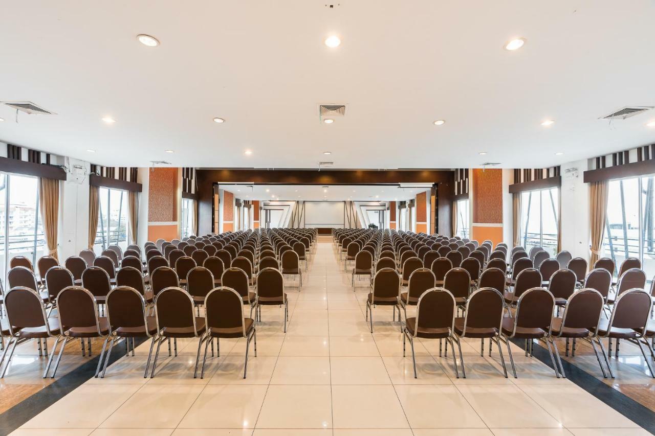 Mountain Beach Hotel Hotel