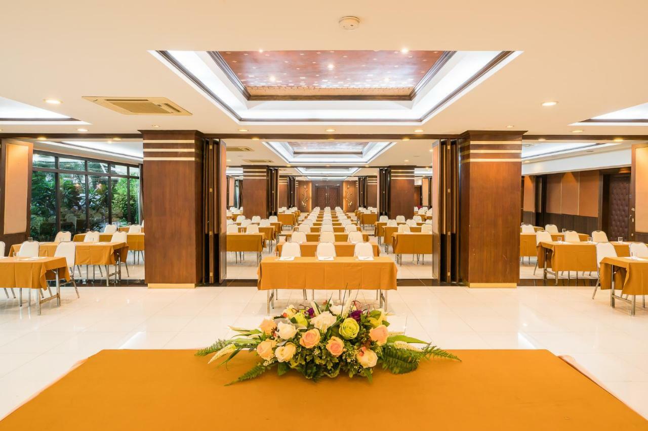 Mountain Beach Hotel 4* Pattaya
