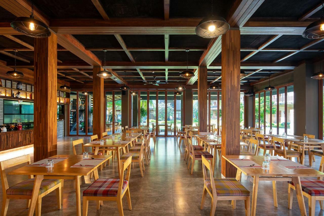 Resort La Isla Pranburi