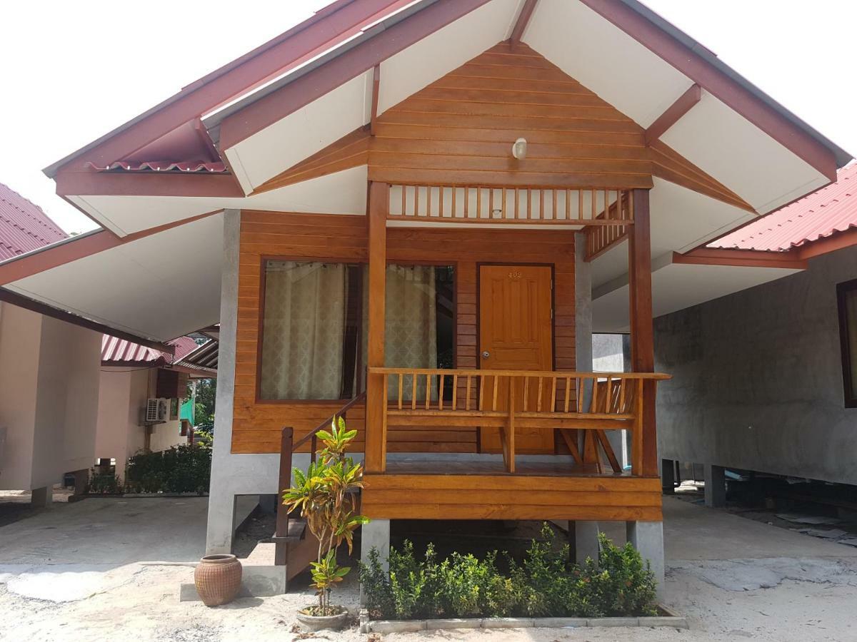 Phuphat Beach Guest house