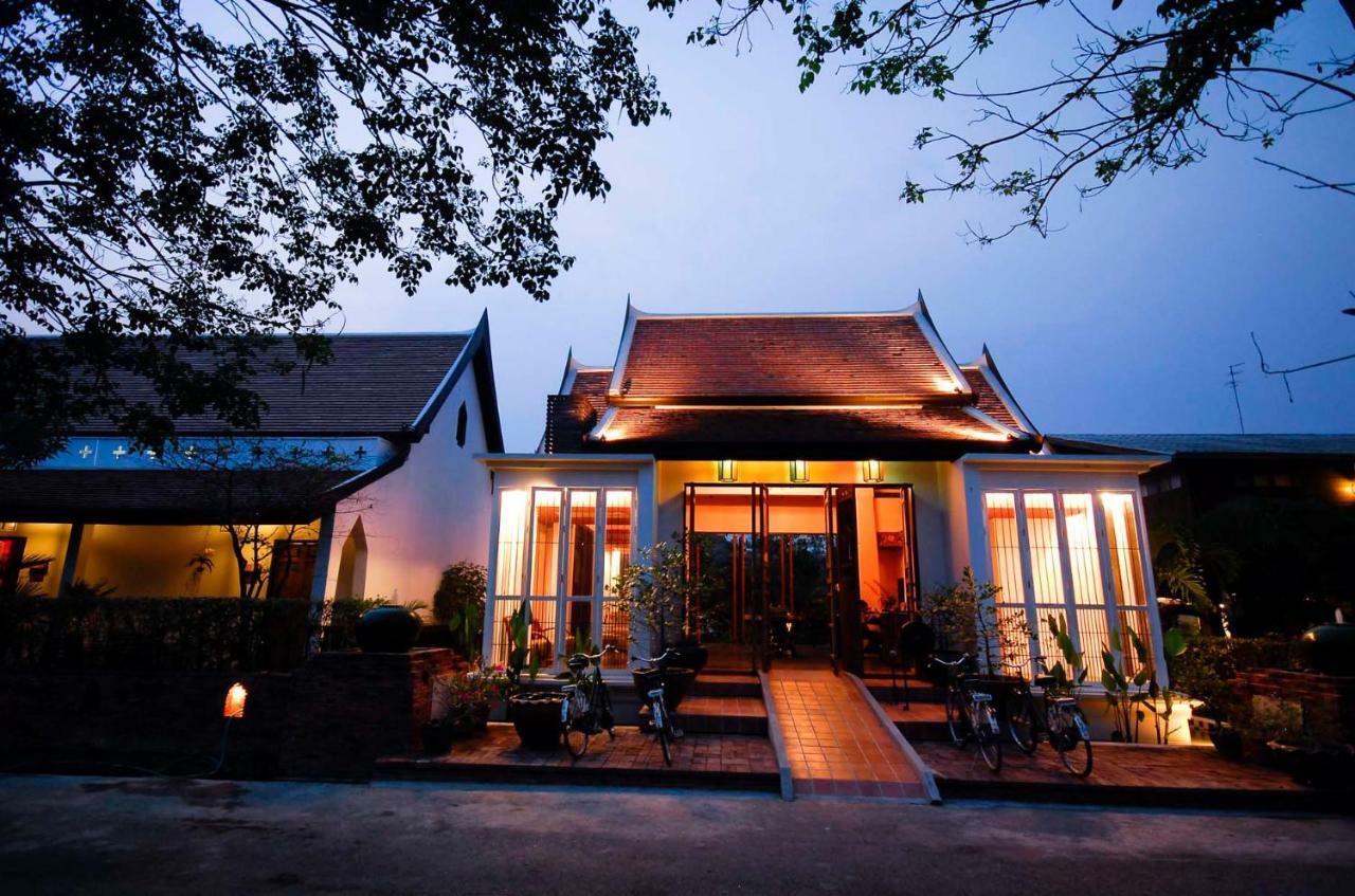 Resort Tharaburi 4*