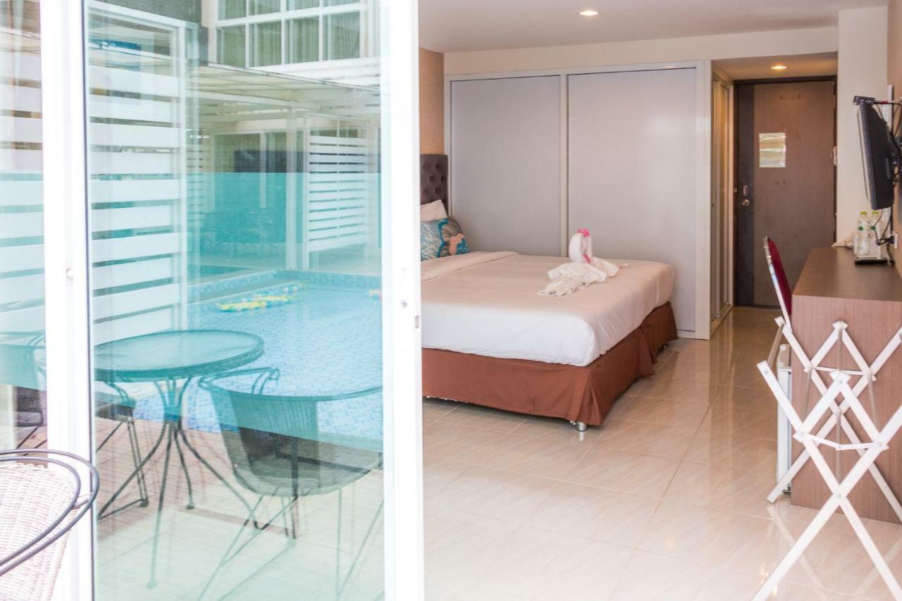 Hotel Pool Lay Ban Nong Hin (Prachuap Khiri Khan)