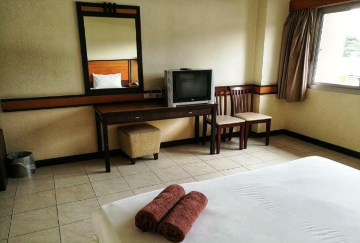 Garden View 3* Betong