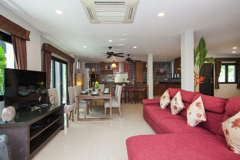 Baan Santhiya Private Pool - Free Tuk-tuk Service To The Beach! * Ao Nang