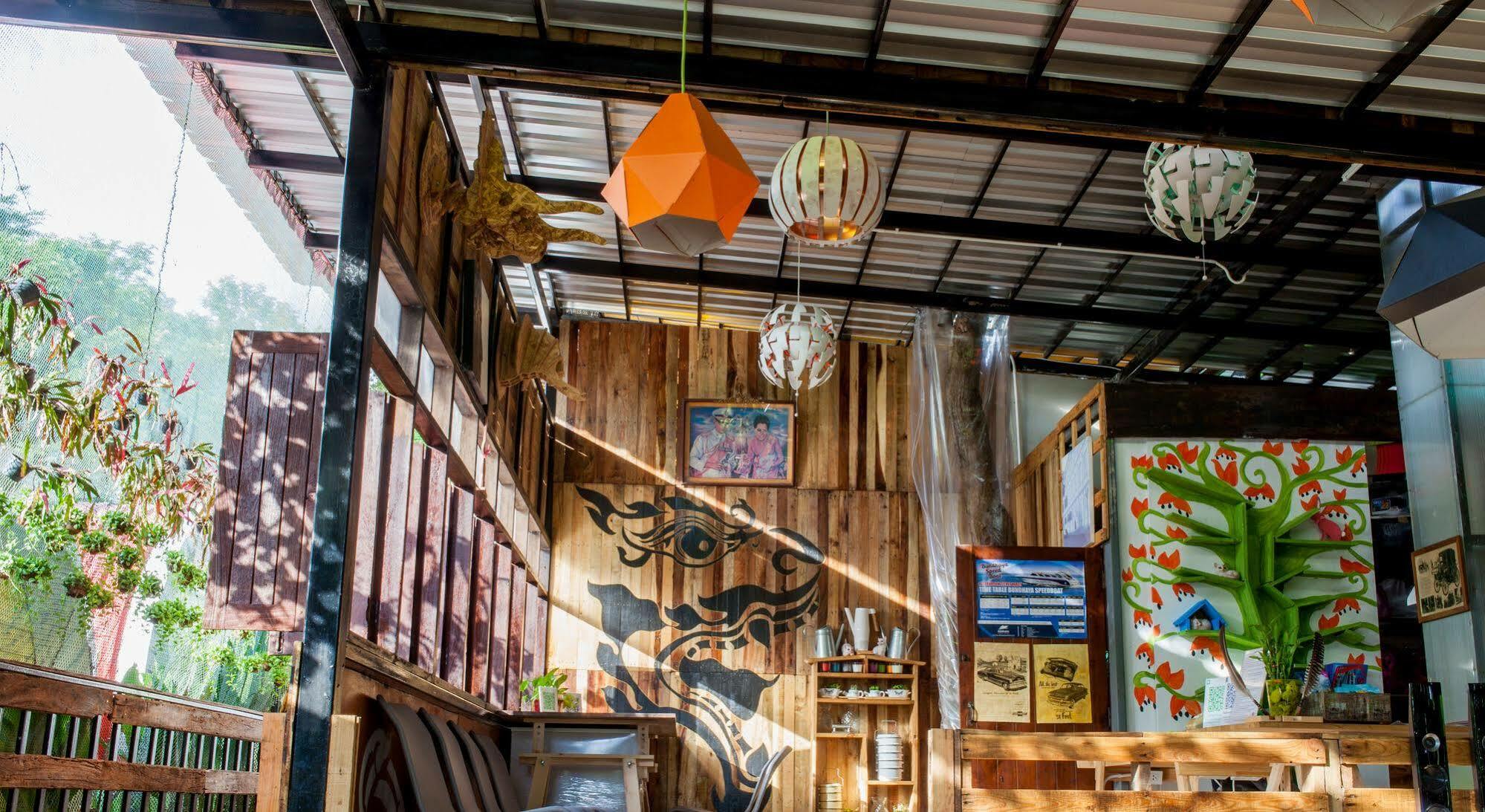 Baan Peang Por Hostel Koh Lipe 2*