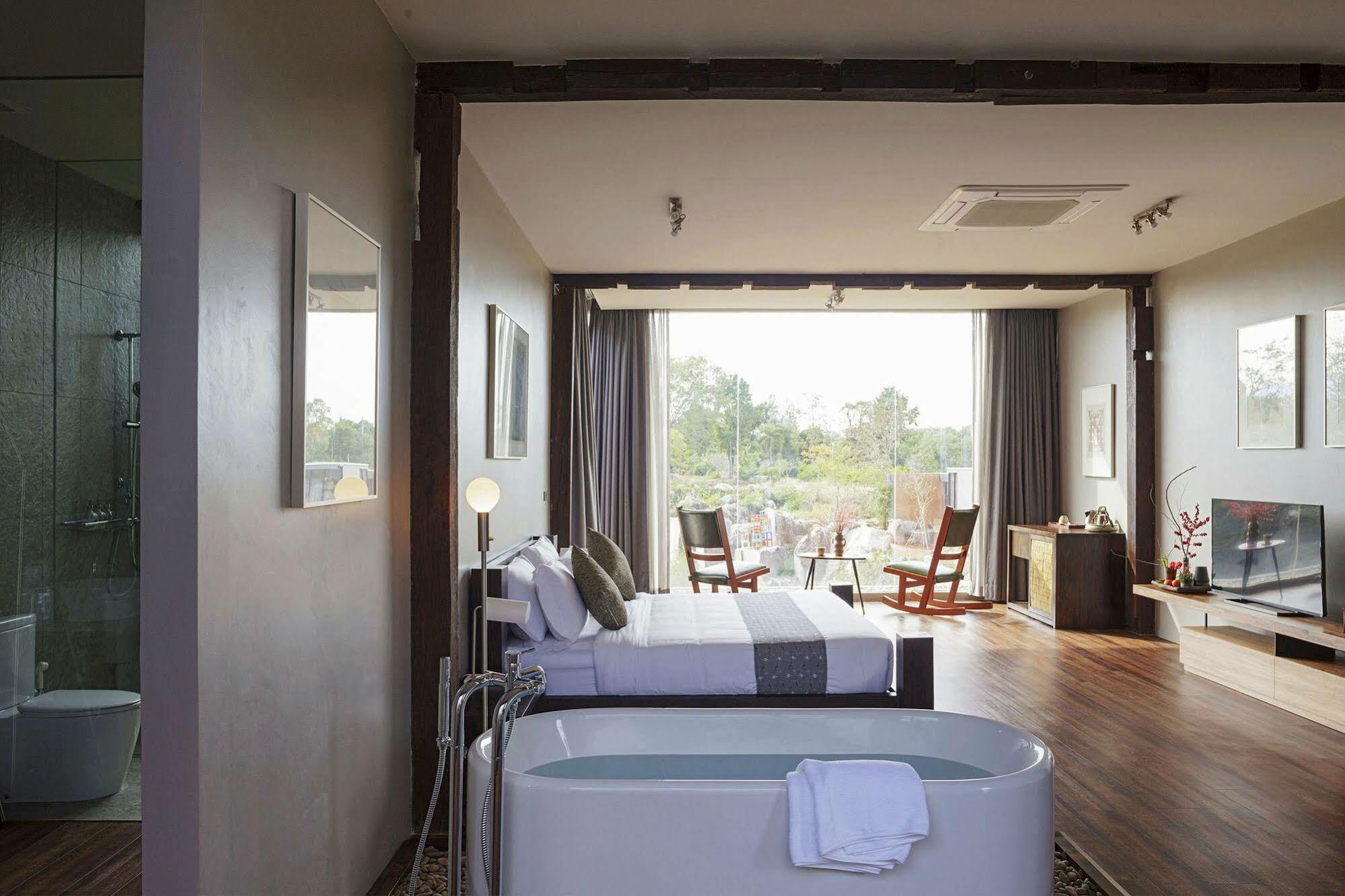 Nhapha Khaoyai Resort 3*
