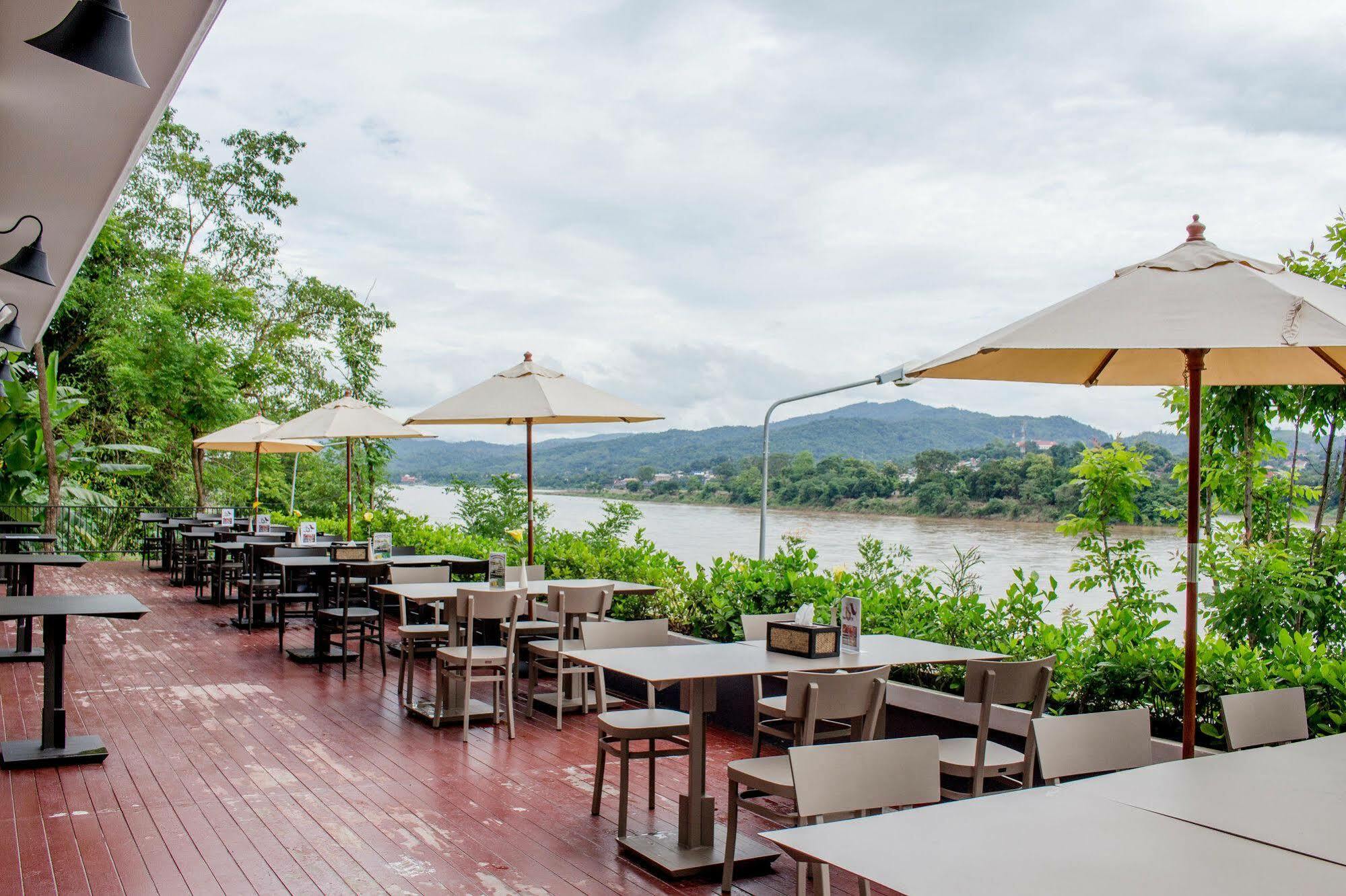 Fortune Riverview 4*