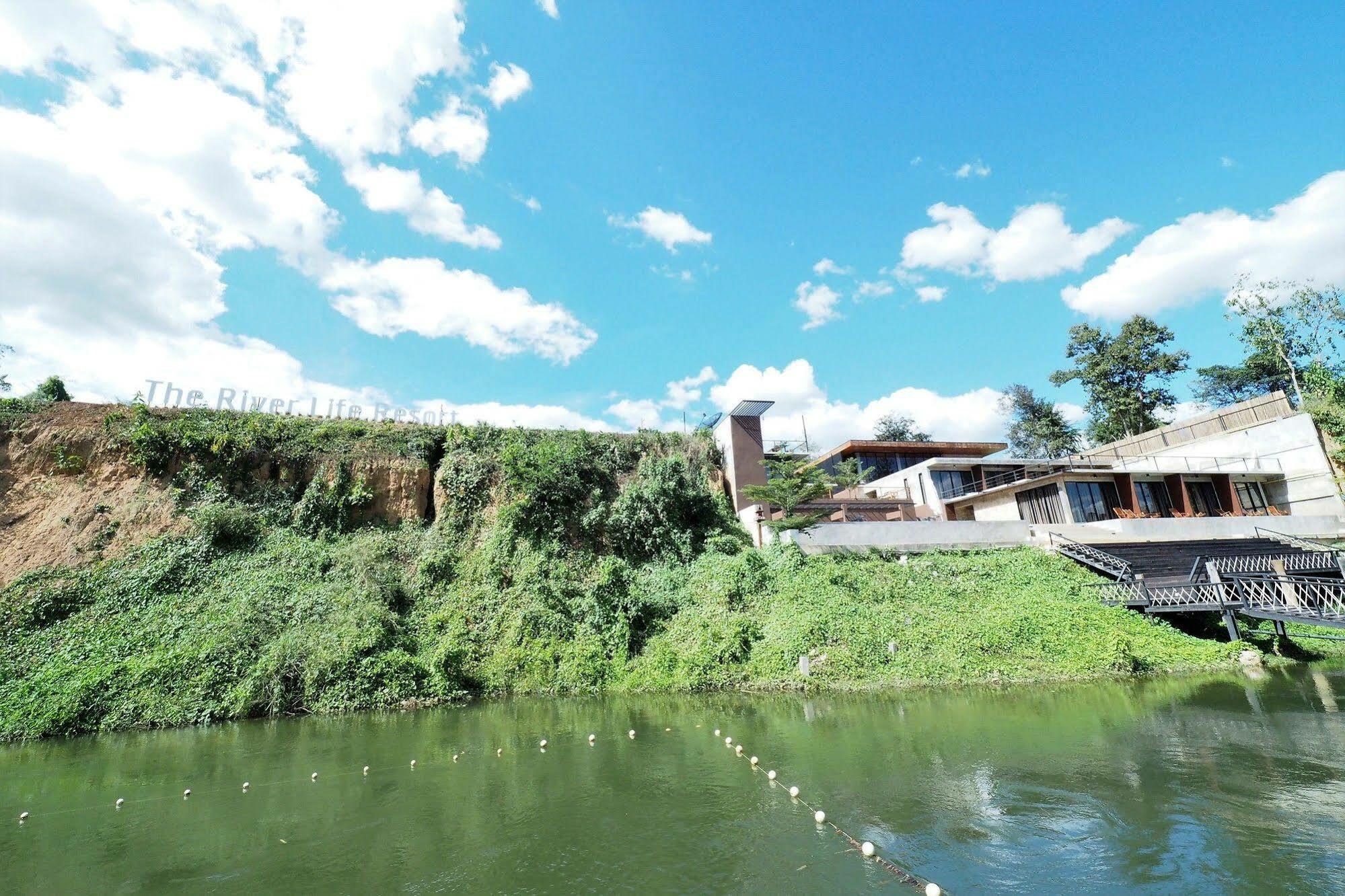 The River Life Resort Sai Yok